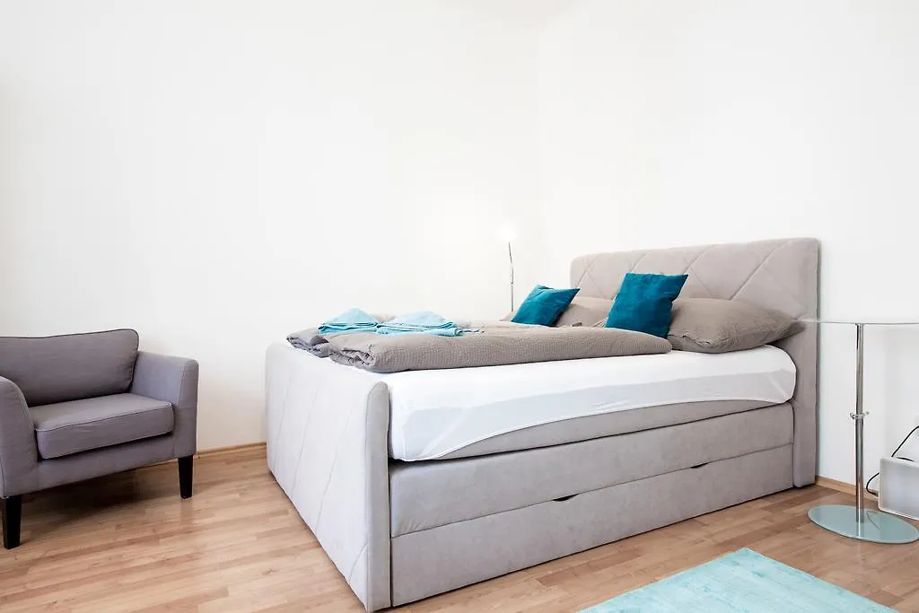 Holiday & Business Apartments 1160 비엔나