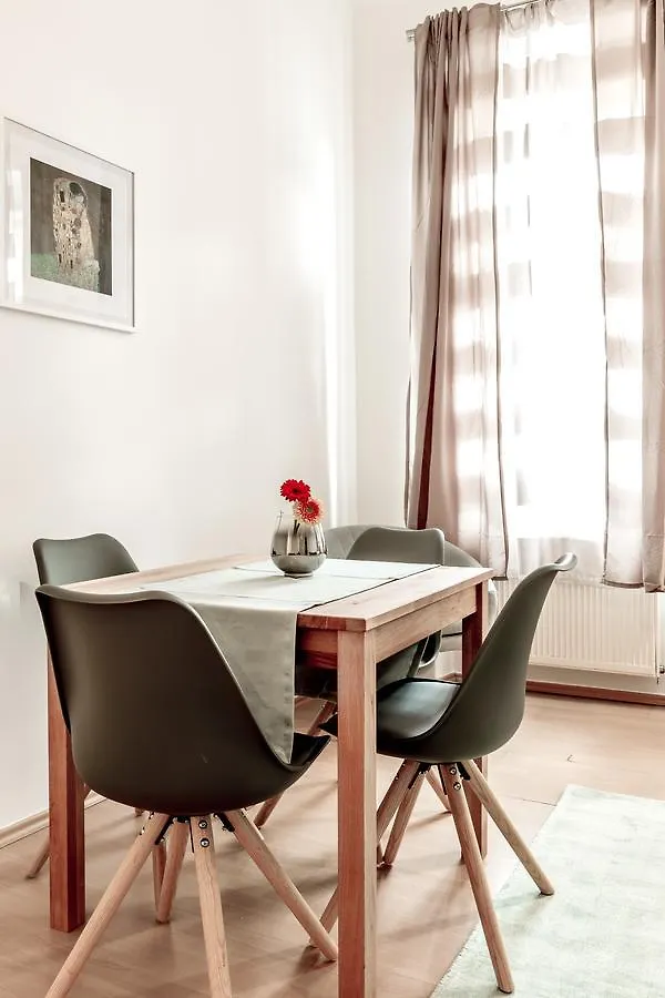 Holiday & Business Apartments 1160 비엔나 0*,  오스트리아